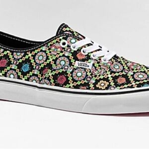 Vans Glow-in-the-Dark, Dia de los Muertos Sneakers